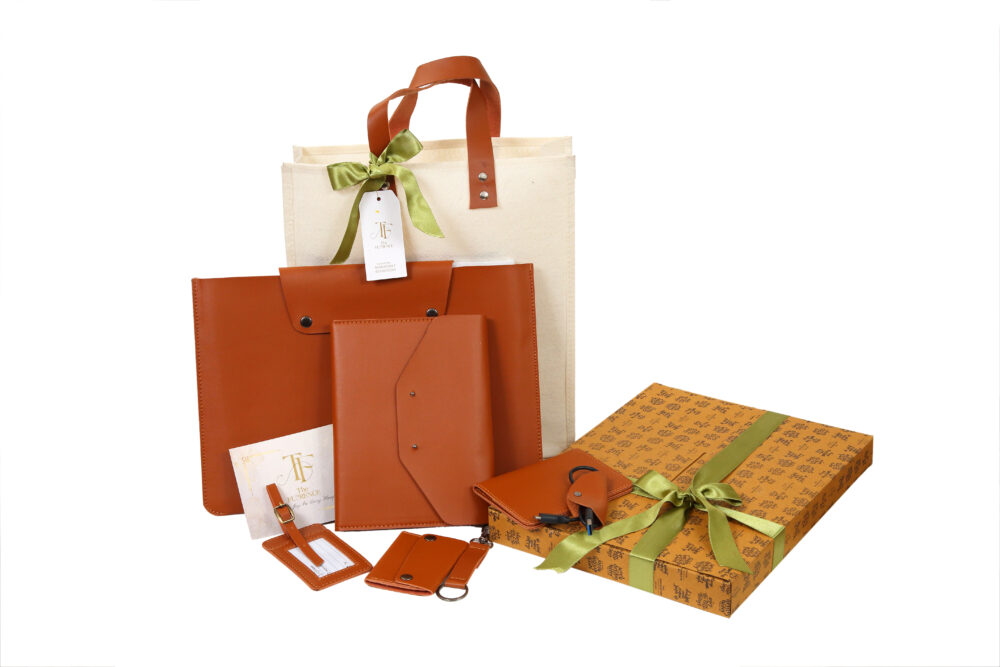 Work Essential Kit - Image 3