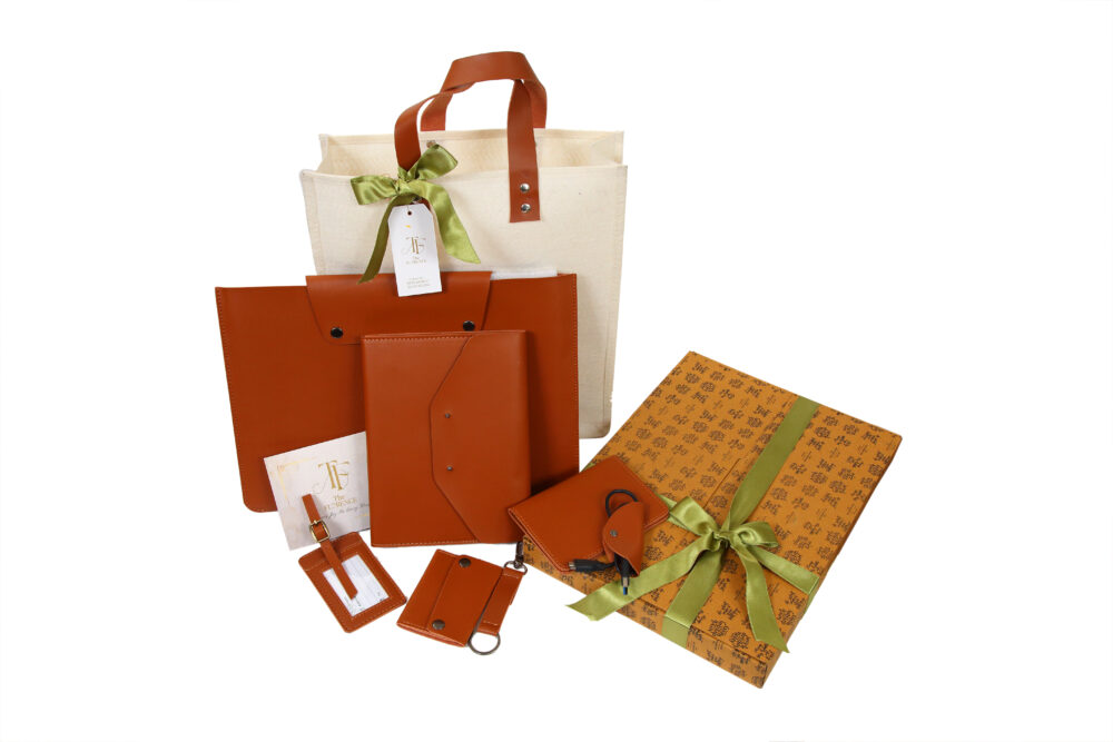 Work Essential Kit - Image 2