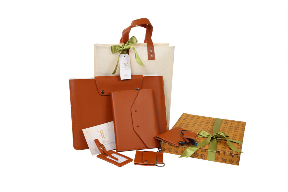 Work Essential Kit - Image 4
